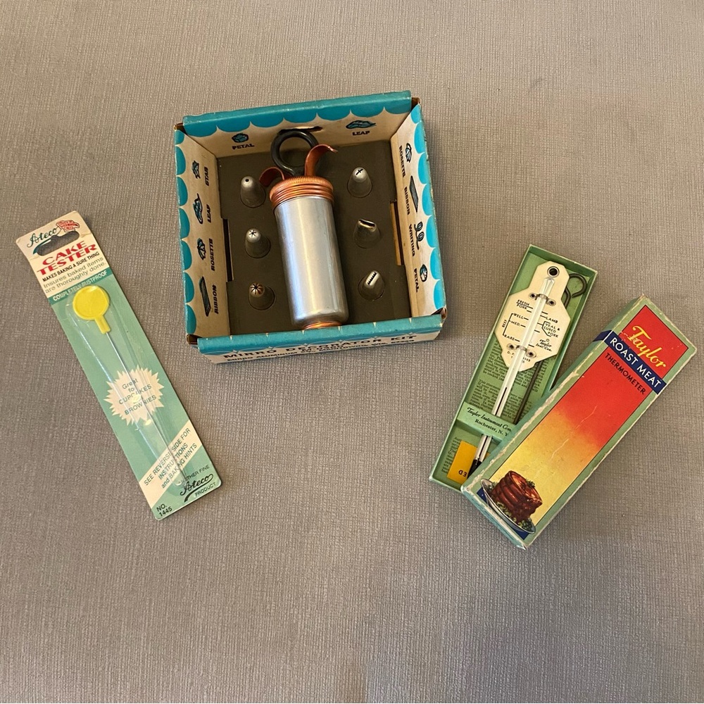 NWT Vintage Kitchen Tools